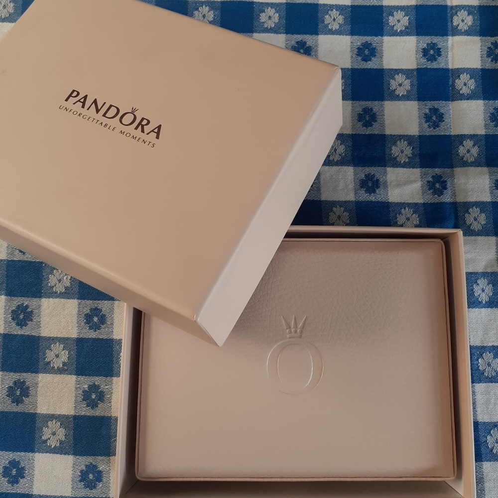 Pandora jewelry box